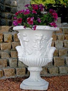 Carrara Vase in 3 Größen lieferb...