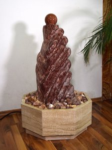 Zimmerbrunnen Skulptur Lamira