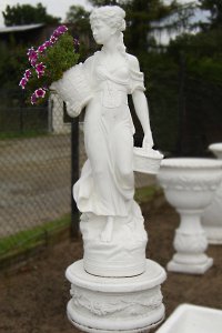 Gartenfigur Statue Paesanella