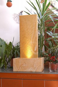 Moderner Natursteinbrunnen Höhe ...